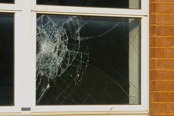 Broken Window Repair in Hamilton