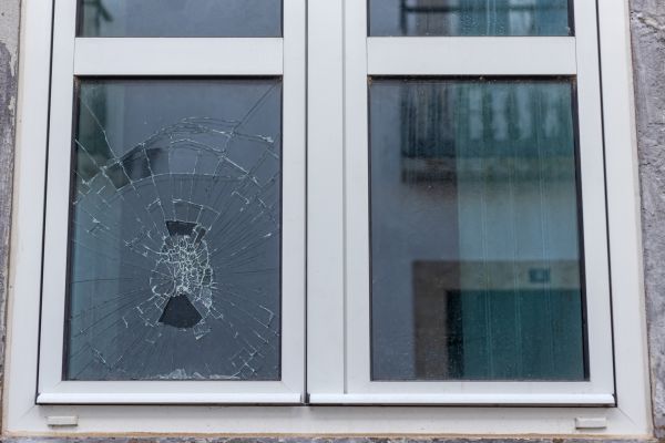 Window Glass Repair in Hamilton