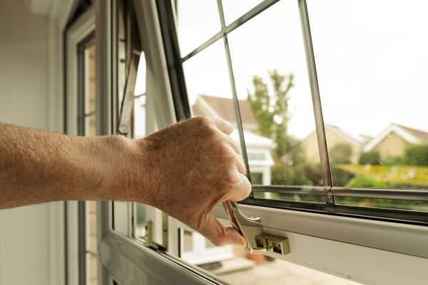Window Hinge Repair in Hamilton