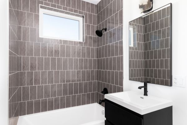 Shower Window Repair Service